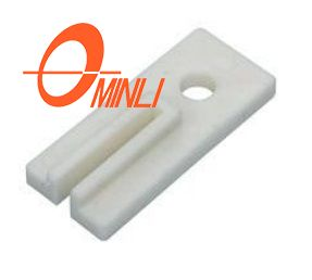 Accessori per finestre con parti in materiale bianco personalizzato in PVC e nylon (ML-HA022)